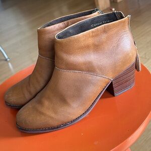 Toms Women's Tan Ankle Boots